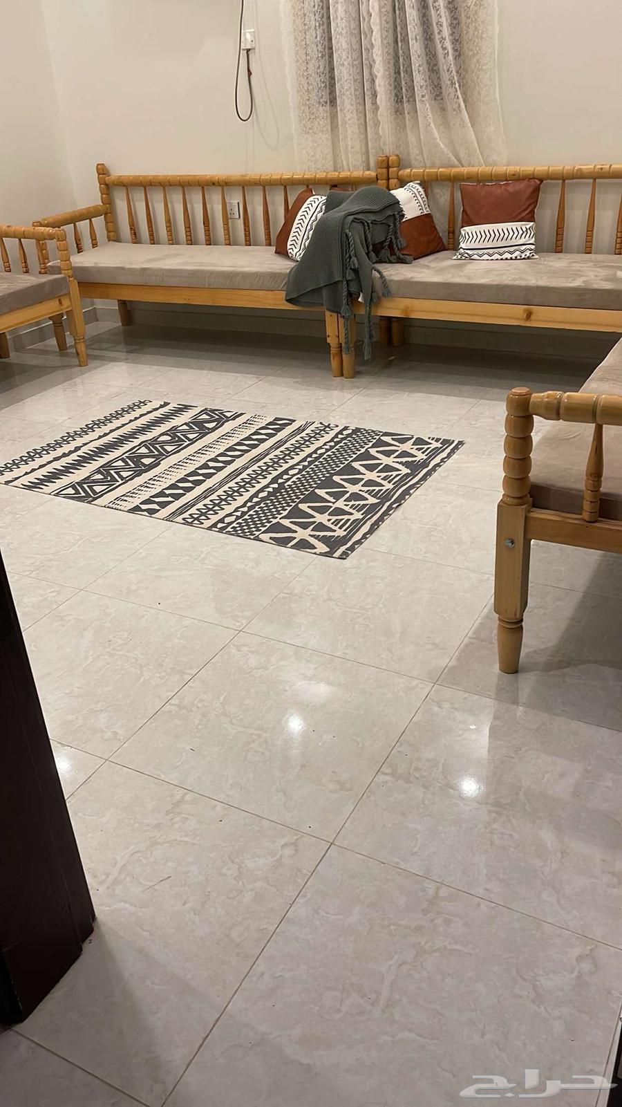 اربع كراسي خشب64611691726595110