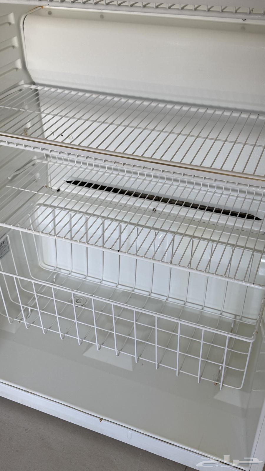 فريزر شركة فالكون 18 قدم  استعمال نظيف ب110064610045943939113