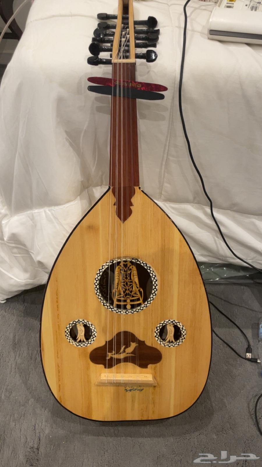 عود موسيقي للبيع64613215111425110
