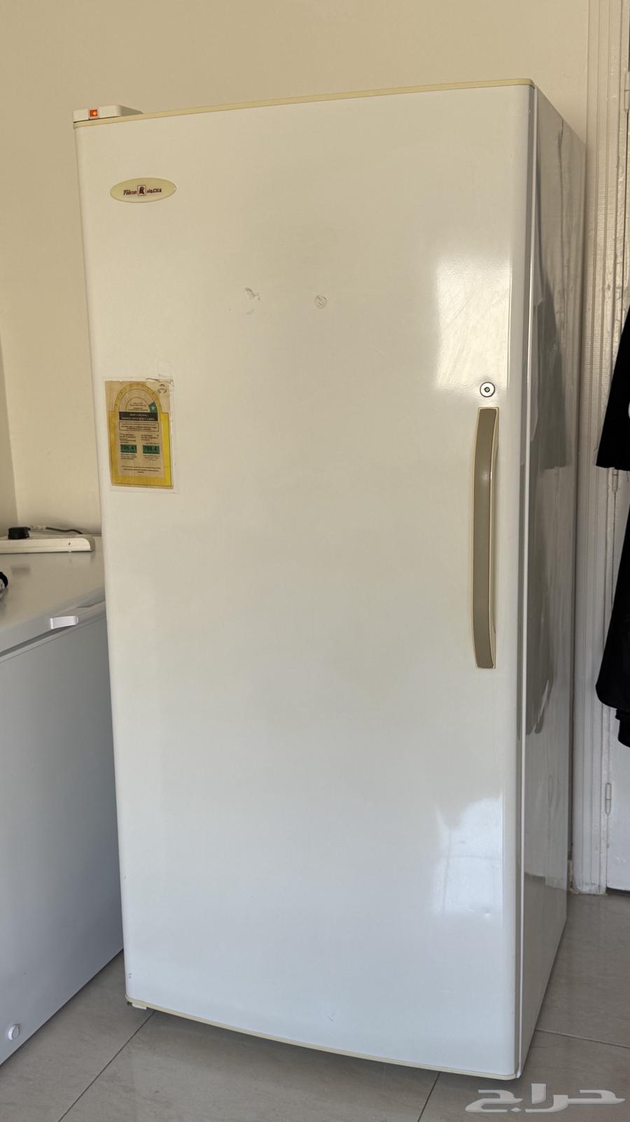 فريزر شركة فالكون 18 قدم  استعمال نظيف ب110064610045943939110