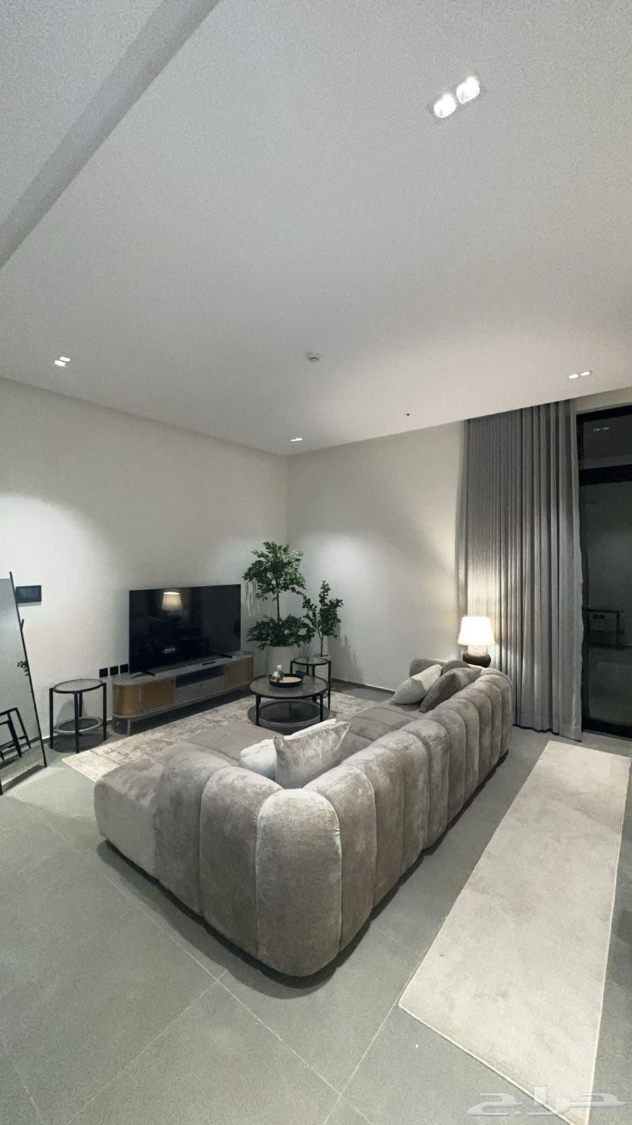 كنب زاوية شبه جديد64611079565057112