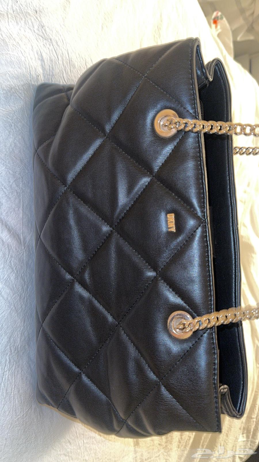 شنطة DKNY الاصليه64606319768449111