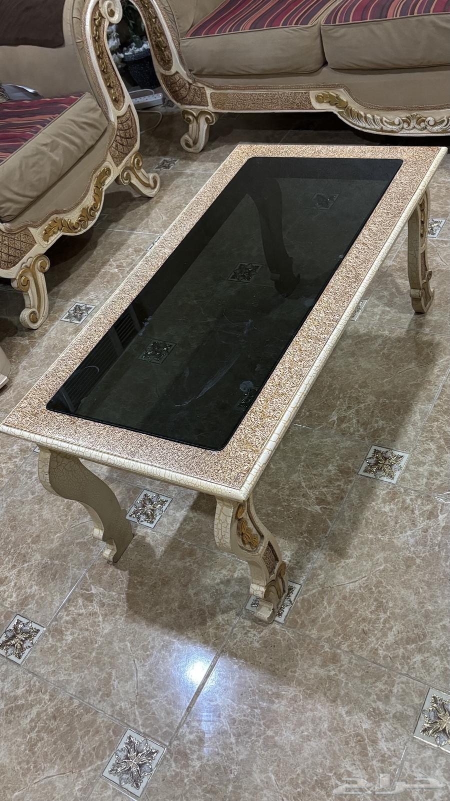 كنب نظيف للبيع المستعجل64613581811075113