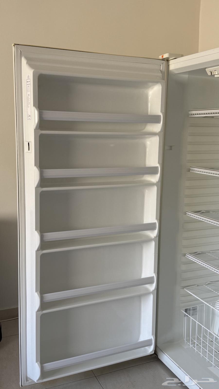 فريزر شركة فالكون 18 قدم  استعمال نظيف ب110064610045943939114