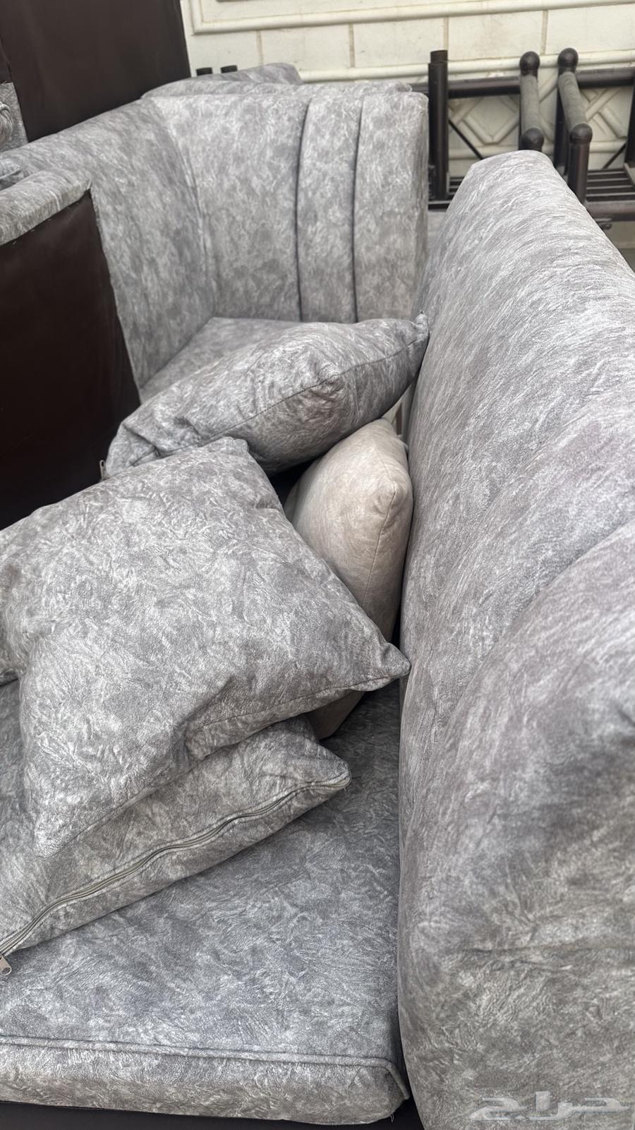 كنب 14 متر متصل للبيع بحاله ممتازة64610355239681112