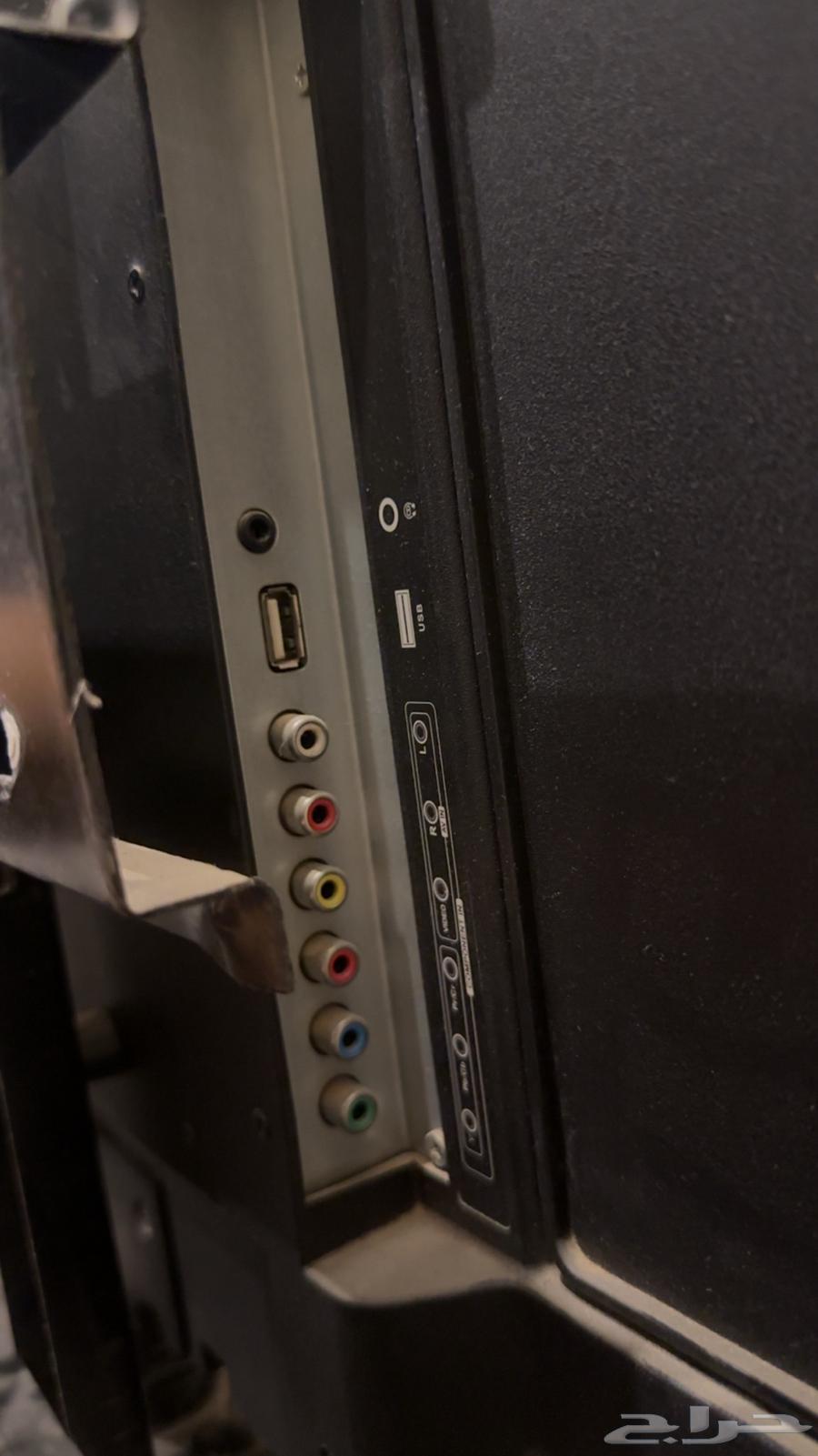 للبيع شاشة LED Class مع حامل الجدار 40 بوصه64613679601795113