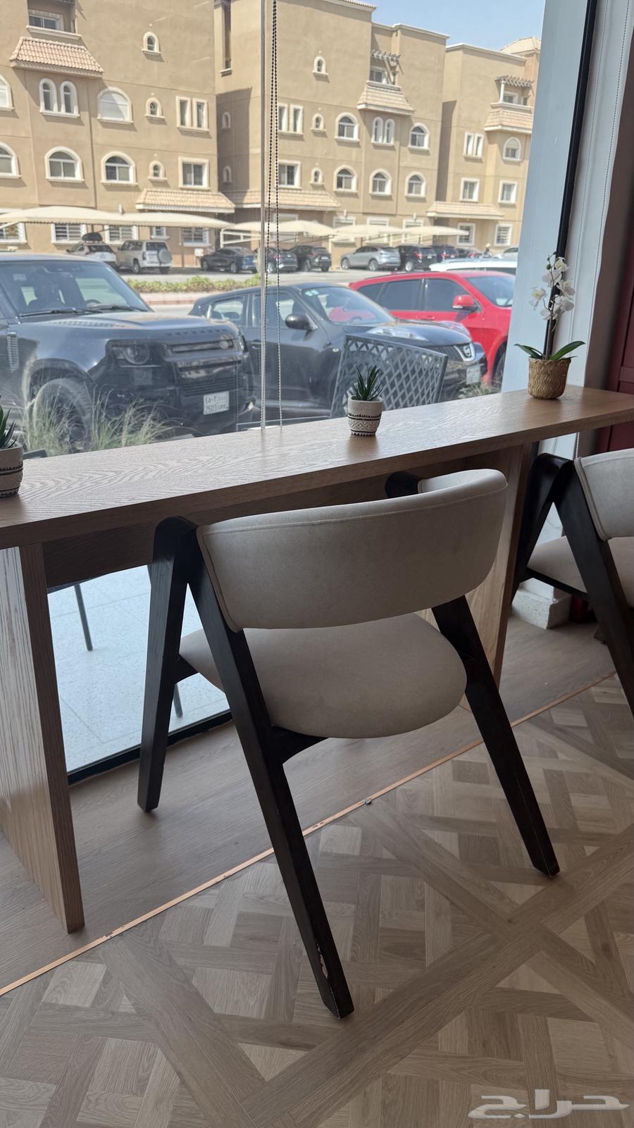 للبيع أثاث مستخدم بحالة ممتازة   شبه جديد64614372568707112