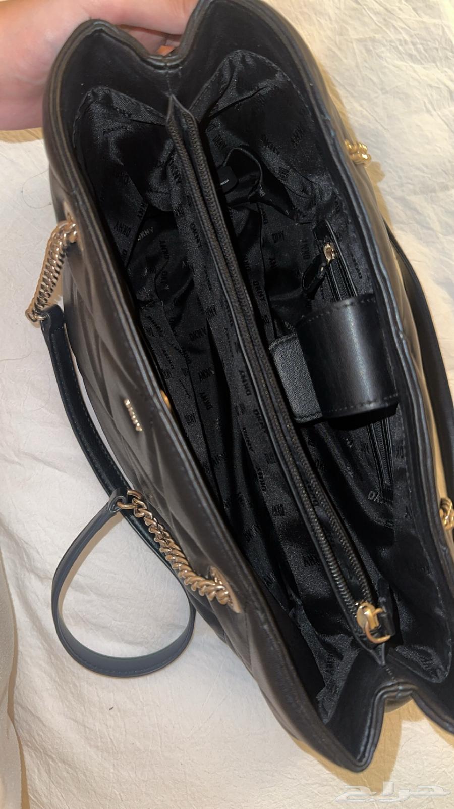 شنطة DKNY الاصليه64606319768449112