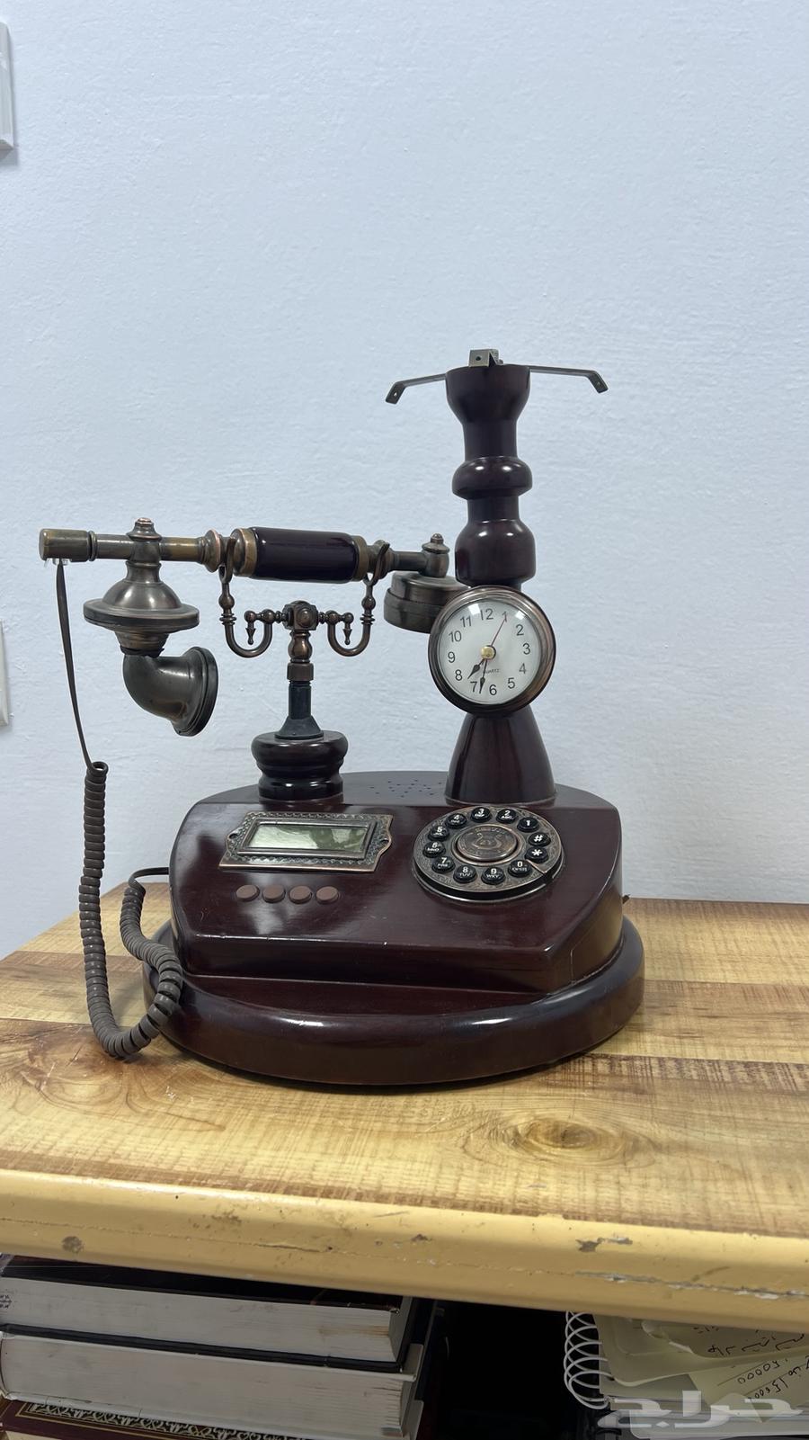 تليفون قديم انتيك64609535840129111