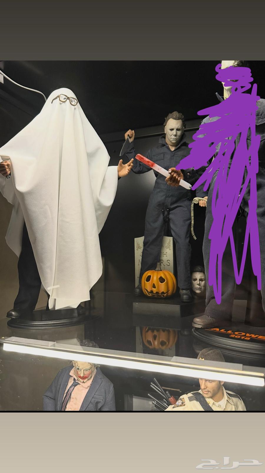 Michael Myers and Leatherface Figures64606135993857114