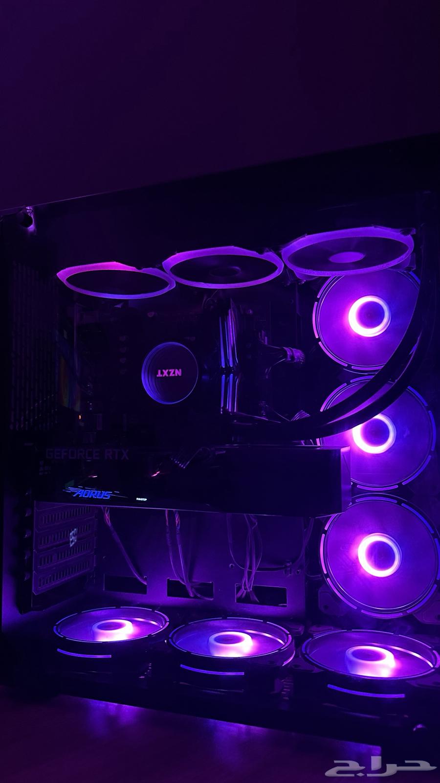 بي سي قيمنق نظيف مع اغراضه PC64606160999810110