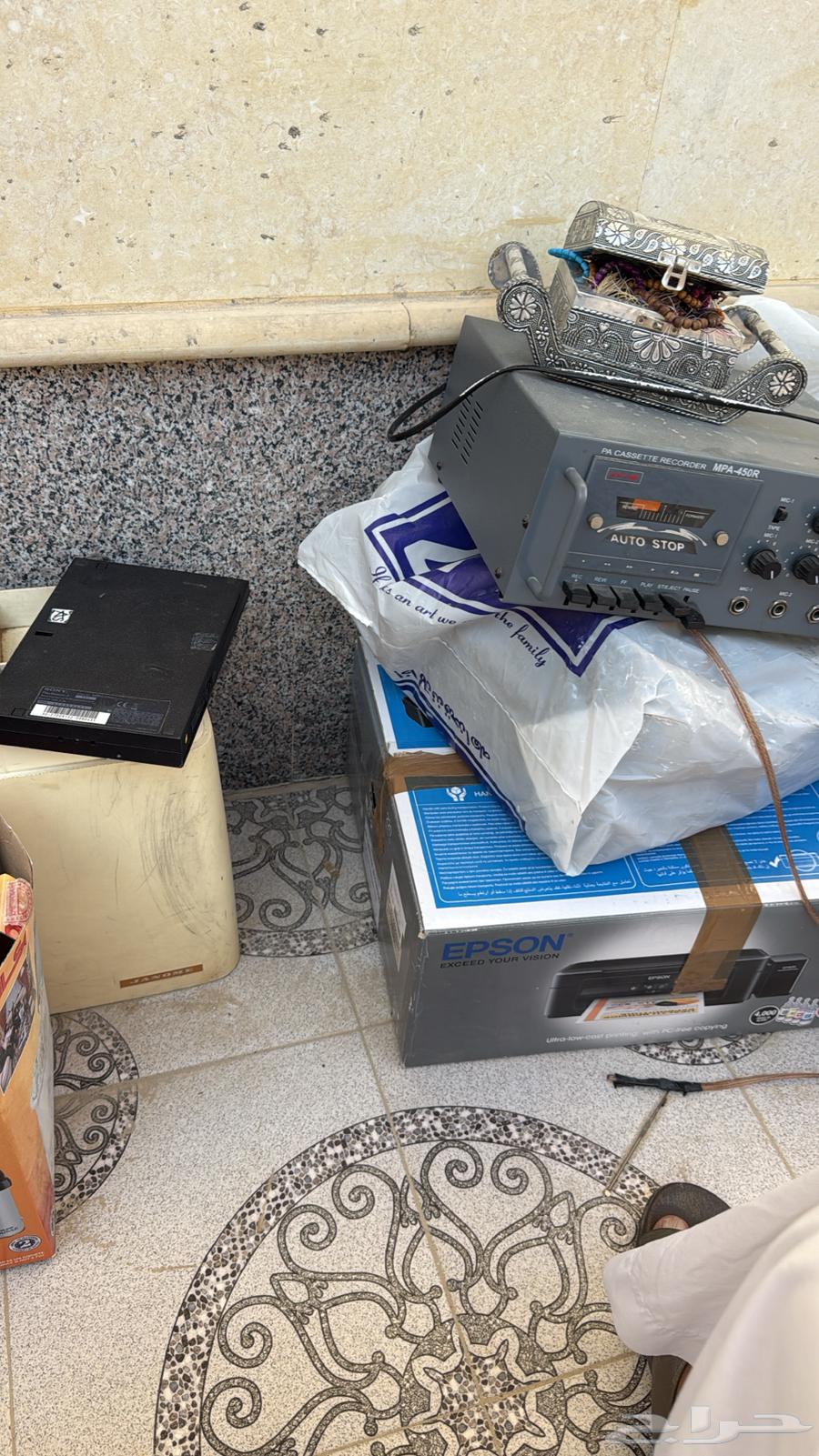 Old speaker with recorder64612276641026111