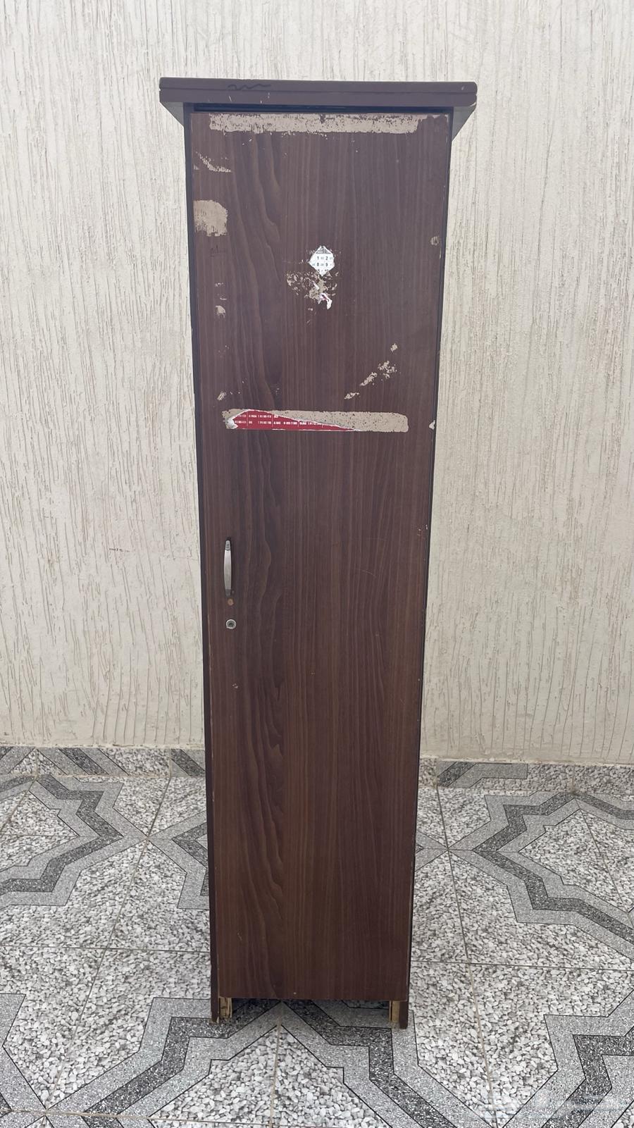 دولاب ملابس باب واحد64612066341121110