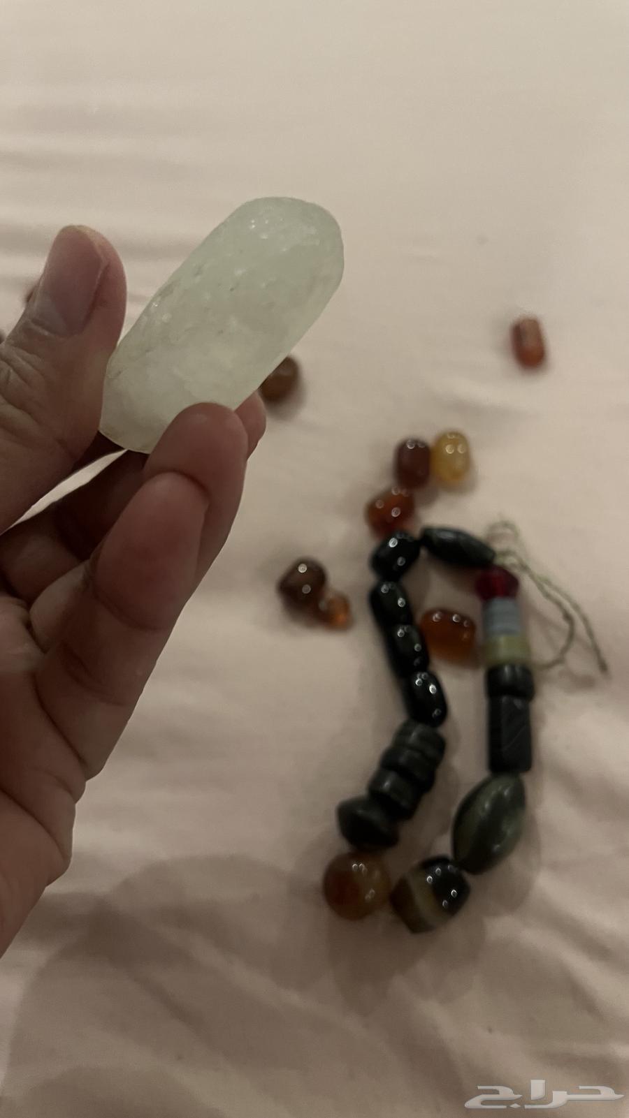 خرز واحجار عقيق وغيرها64611292475905113