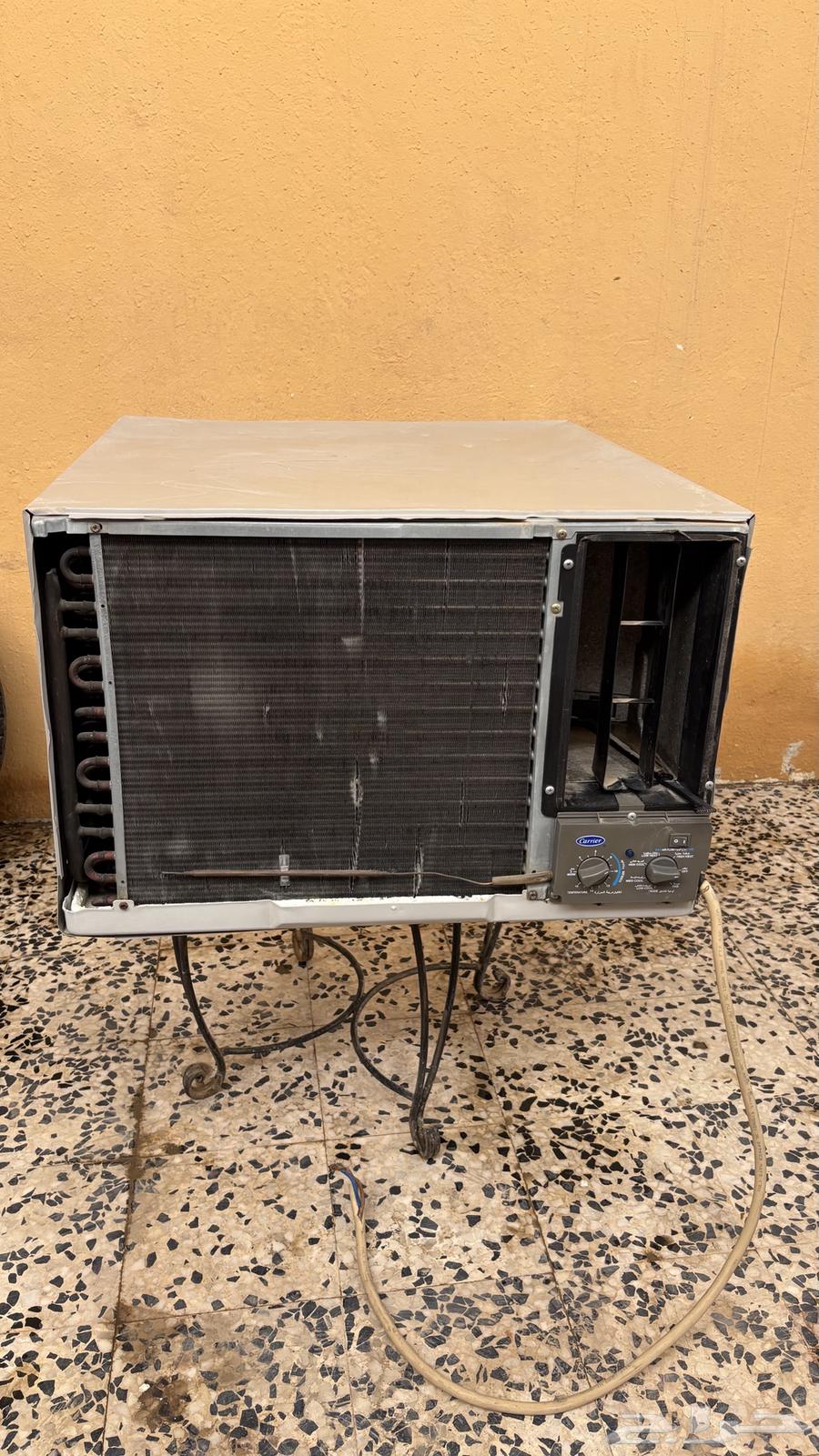 للبيع مكيف كاريير مستعمل نظيف64611104412034113