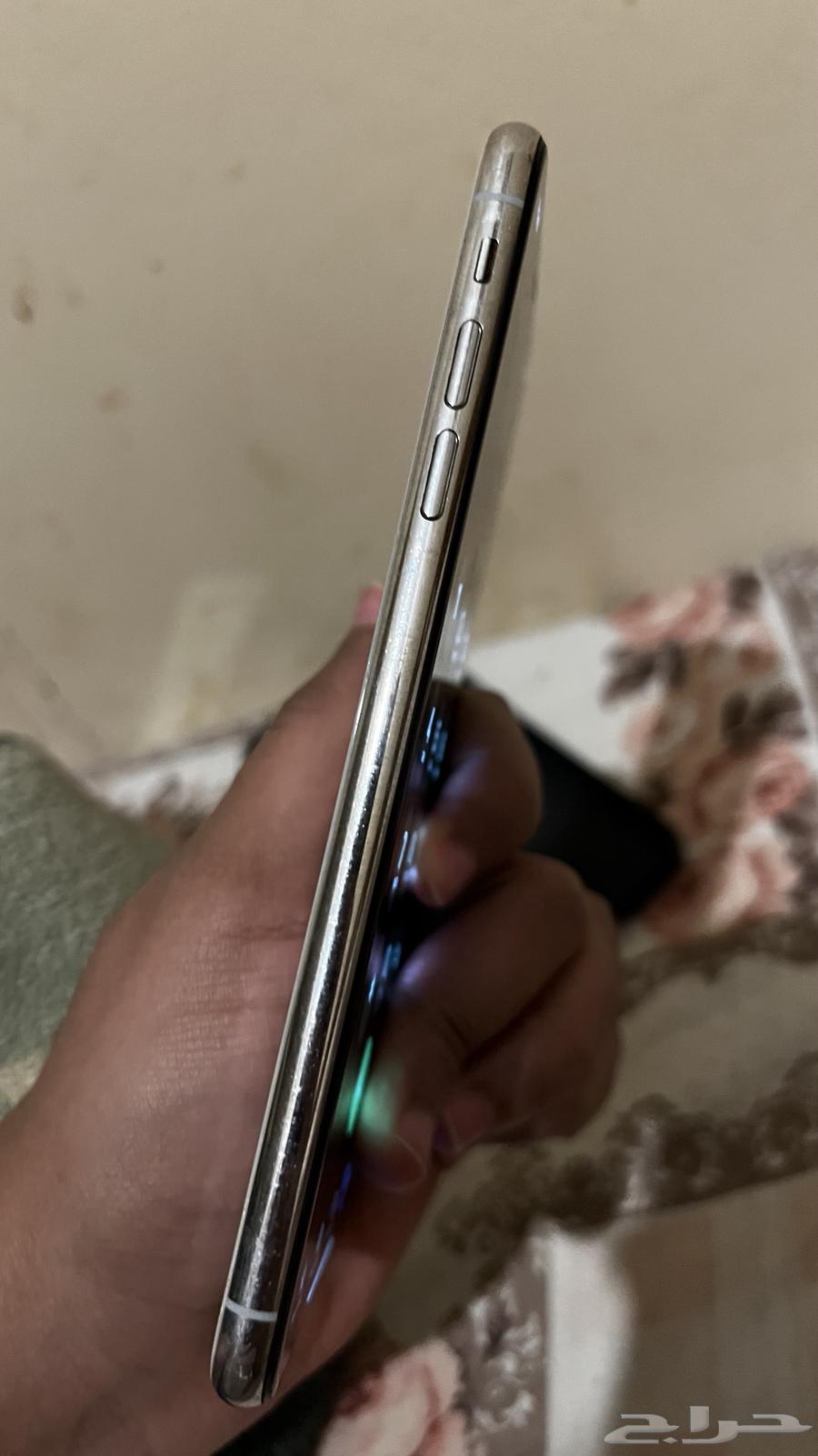 iPhone xs max 64 GB64607147399937113