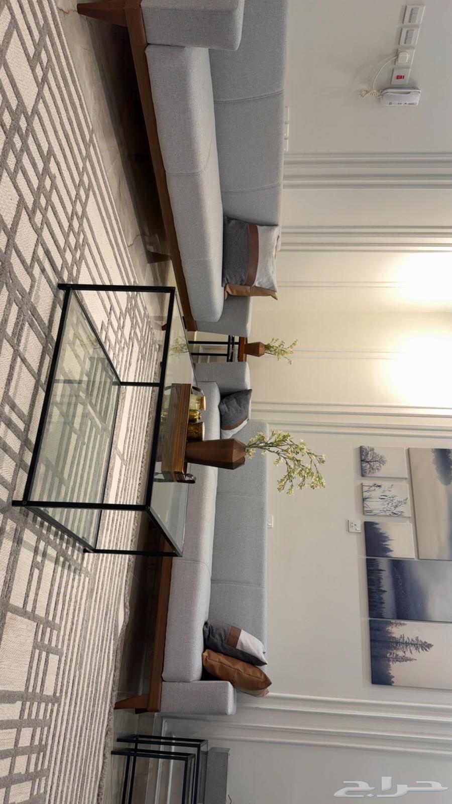 كنب من هوم بوكس استخدام نظيف (2كنب ثلاثي 2كنب ثنائي طاولات64612748506114110