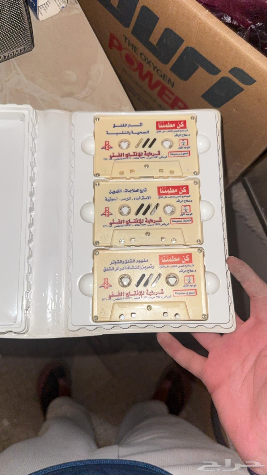 اثريات وقطع قديمة جدا مخزنة64609175766658111