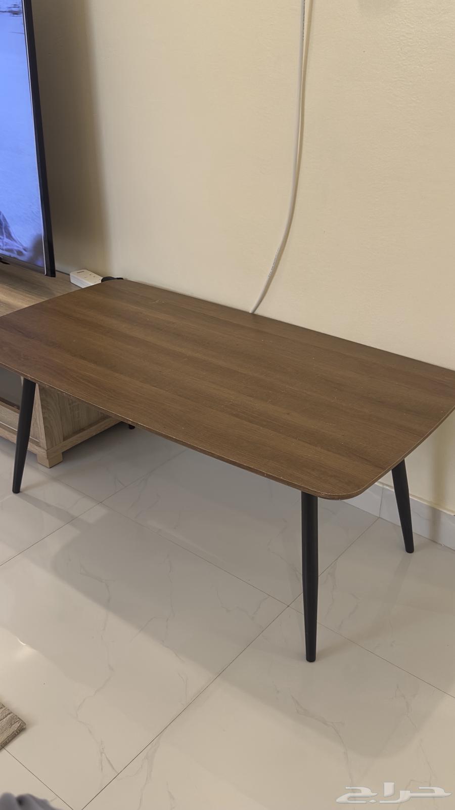 غرفه نوم وطاولات قهوة64611592932867110