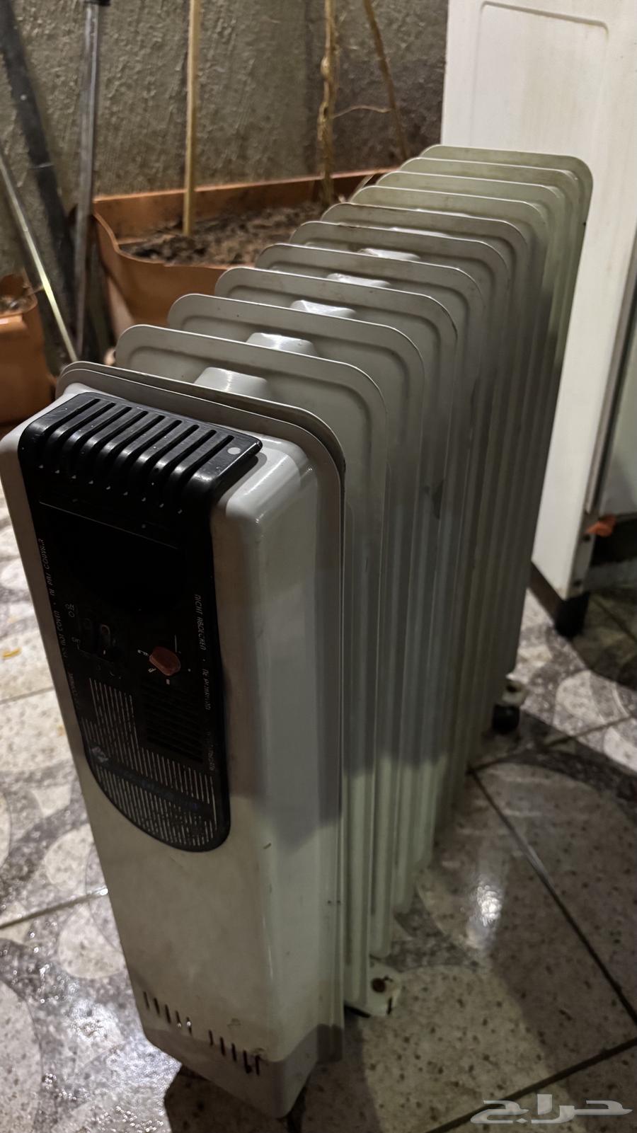 Oven, Vacuum Cleaner, Refrigerator, and Lamp64620655316483113