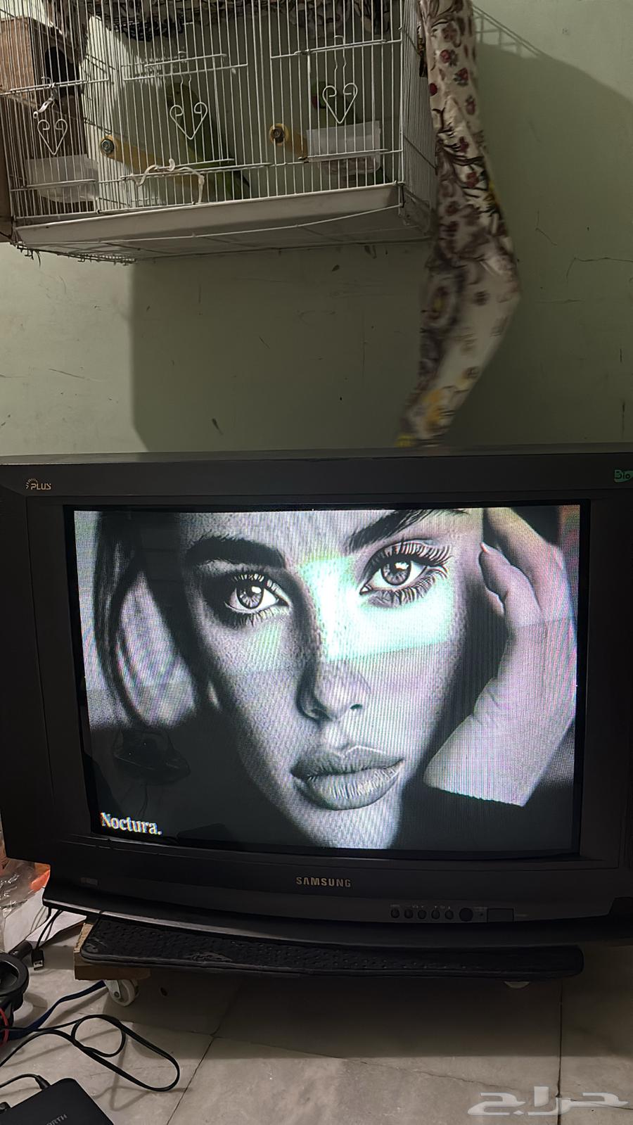 للبيع تلفزيون CRT قديم النوع  سامسونج64607471524739110