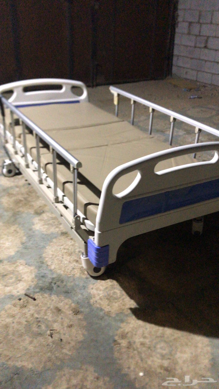 سرير طبي كهربائي سرير مستشفى كرسي كهربائي متحرك لكبار السن64612859286786110