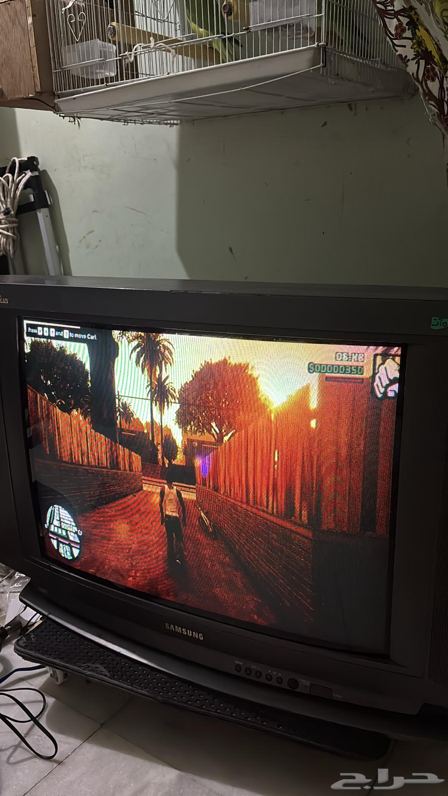 للبيع تلفزيون CRT قديم النوع  سامسونج64607471524739111