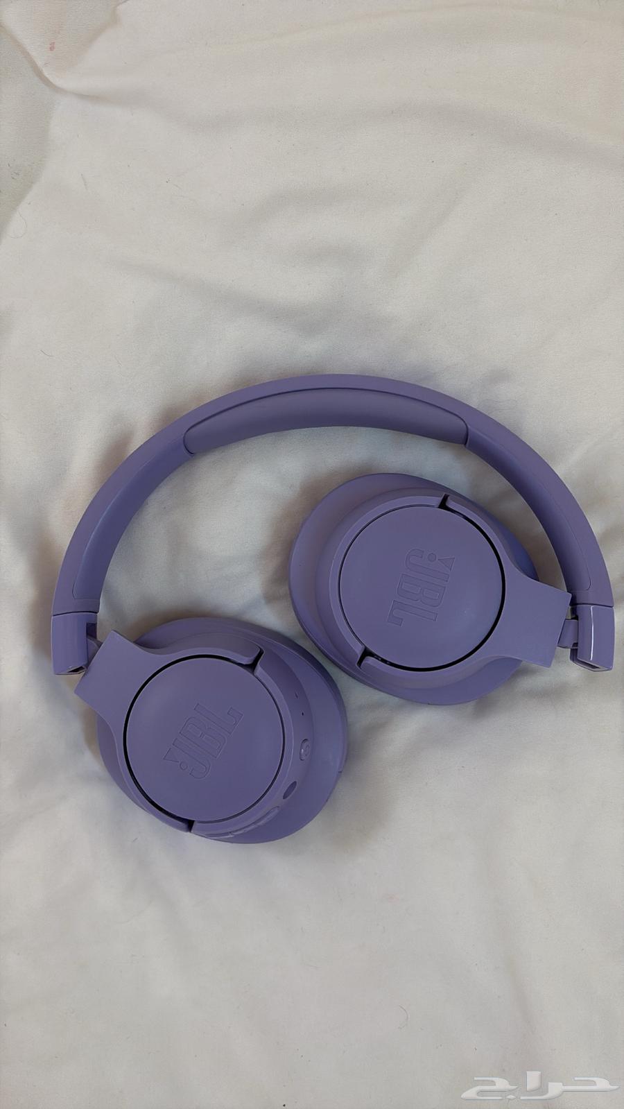 JBL headphones, like new, clean used64611929974146110
