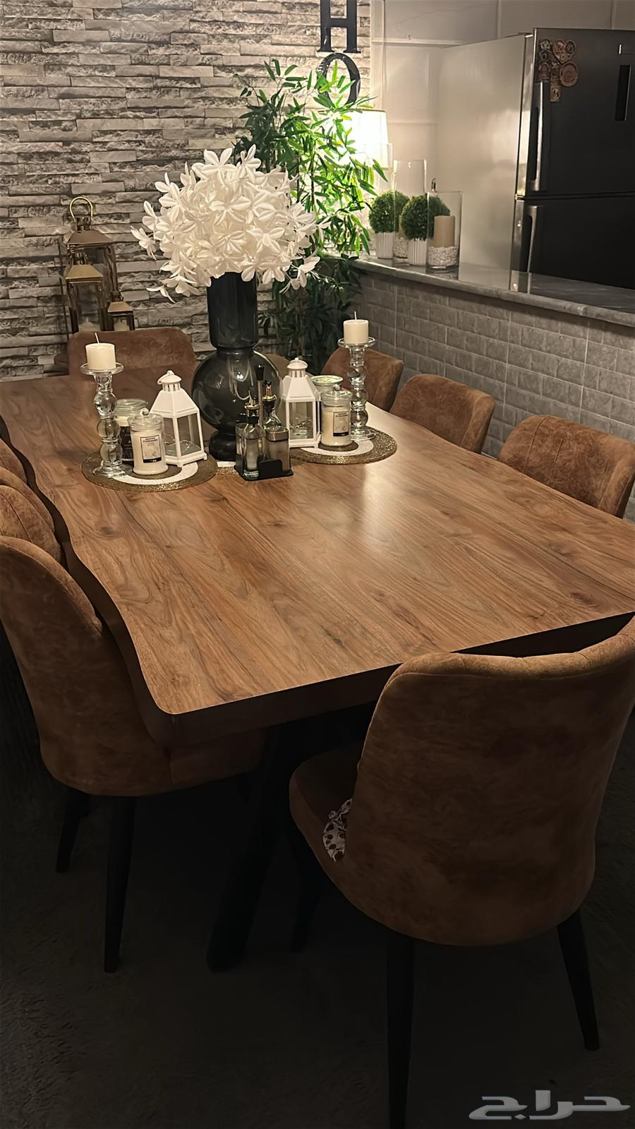 Dining Table with Chairs64611992361473110
