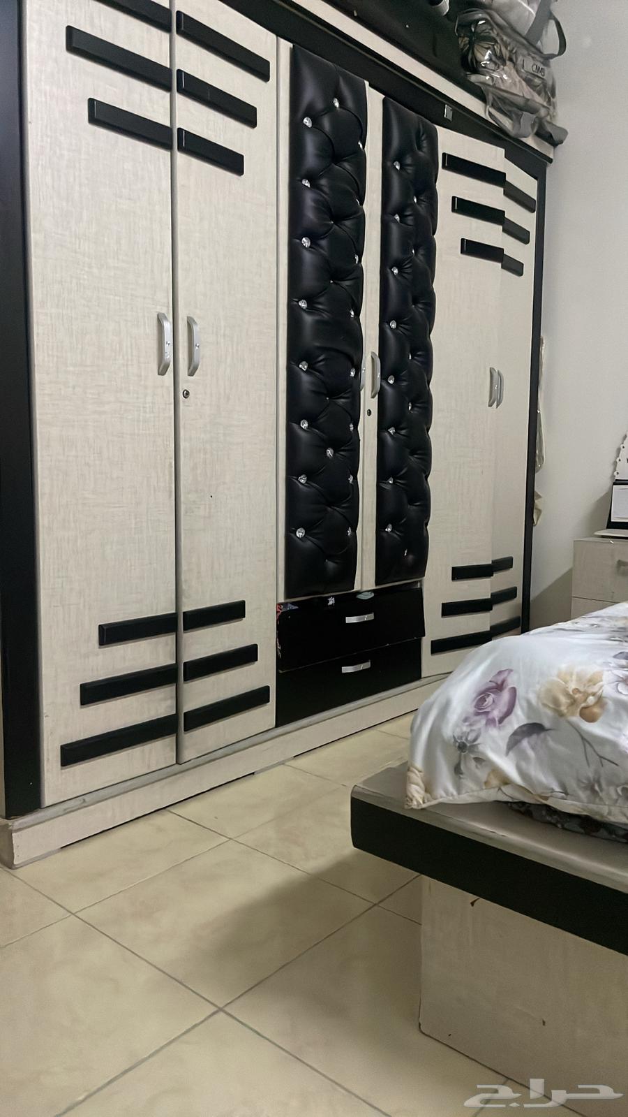 غرفه للبيع64606148521475110