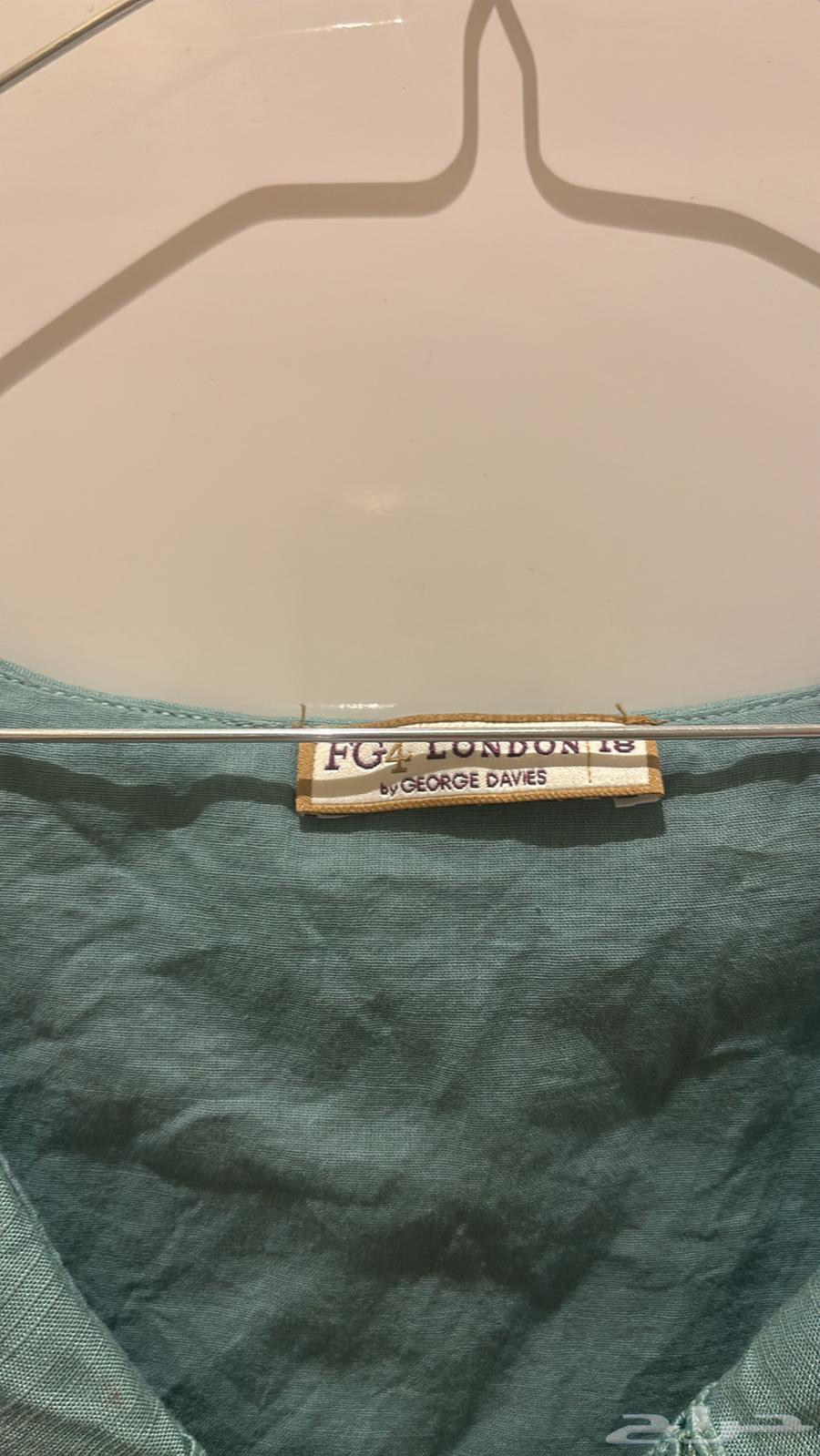 فستان أنيق فقط يحتاج كوي مقاسة 18 للبيع64613802186753111