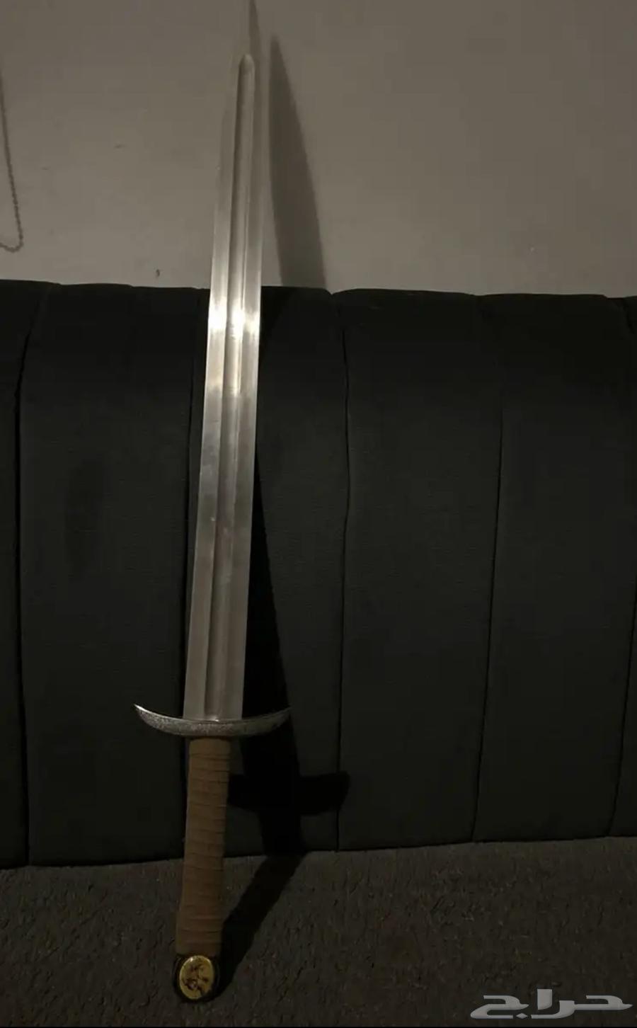 سيف اوتريد من مسلسل the last of kingdom (غير حاد)64614844471554112