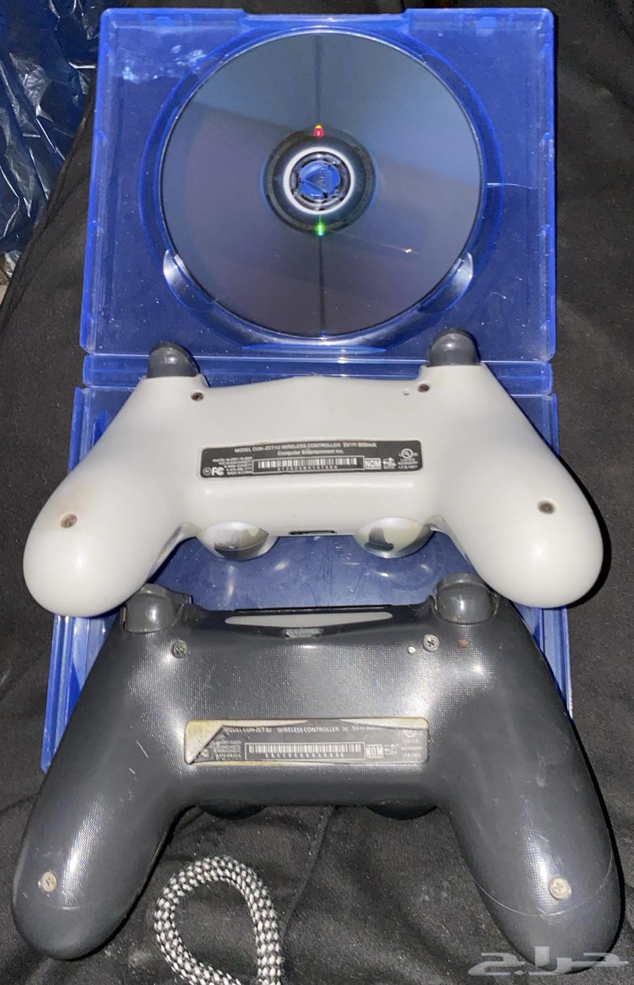 شريط مع يدتين بلايستيشن 464612883645825110