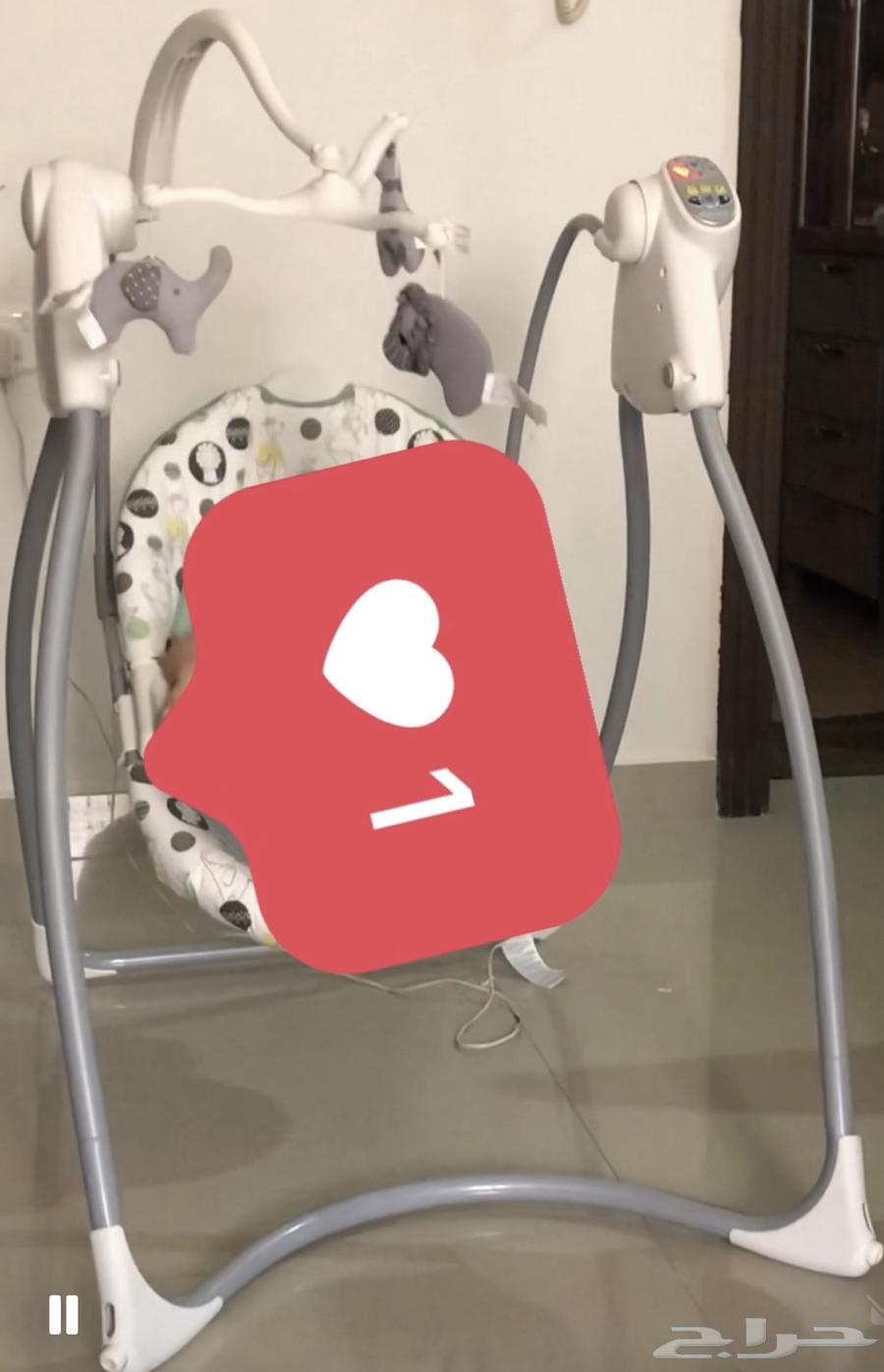 مرجوحة اطفال كهربائية مع كرسي طعام من Graco64615078645505112