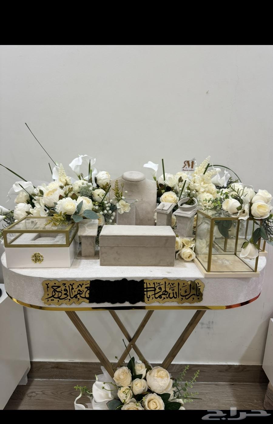 طاولة ملكة للبيع64607744270467112