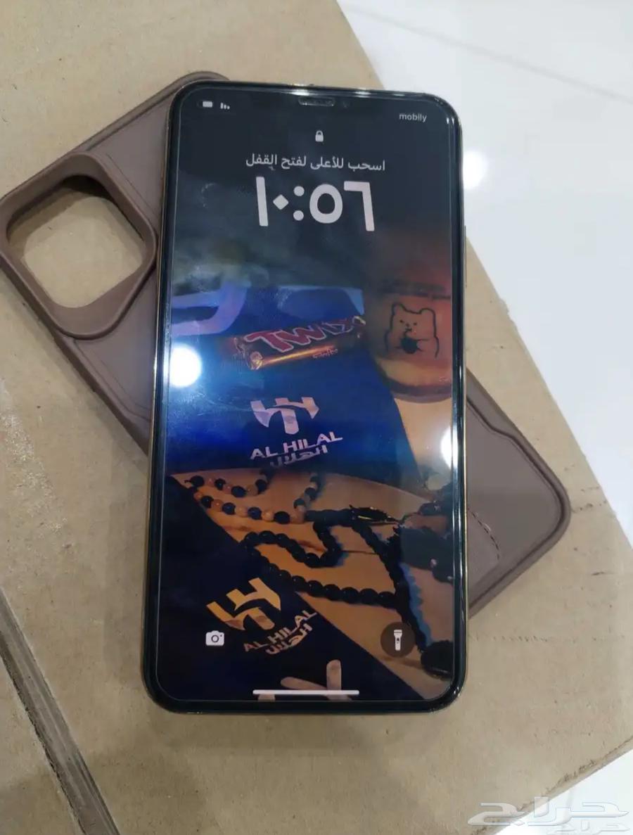 جوال ايفون نظيف ورخيص64615980692609112