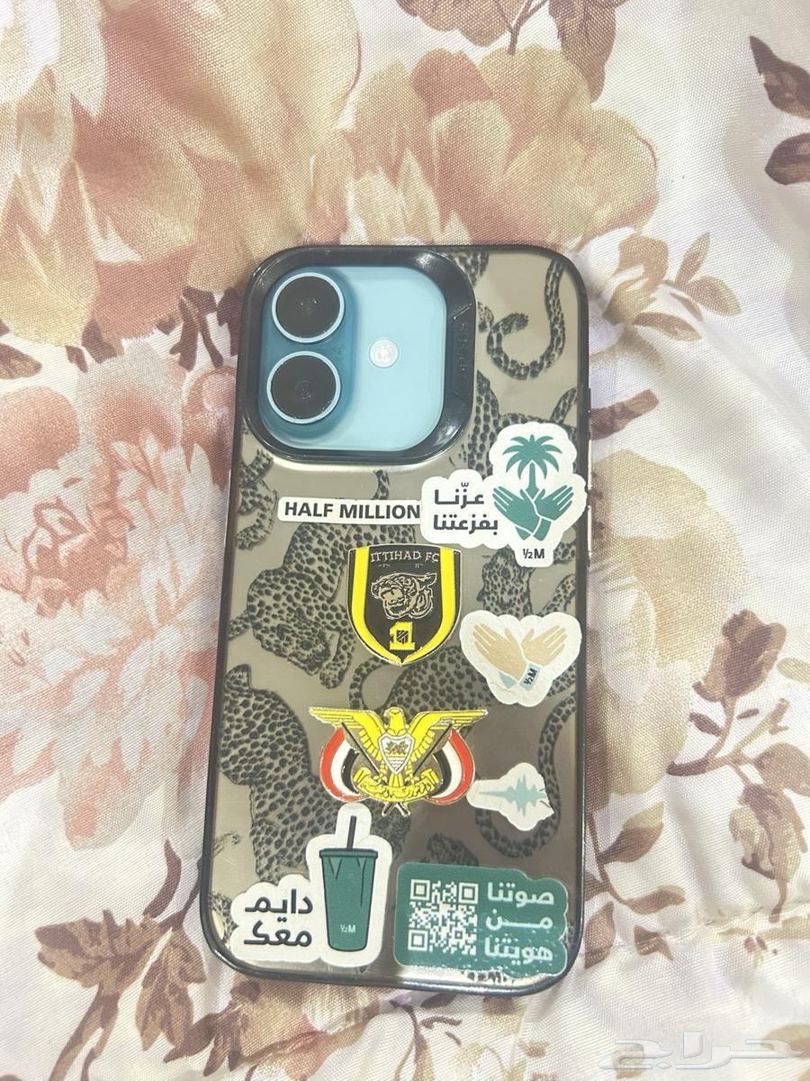 آيفون 16 العادي 128G ملاحظه في شعر وليس كسر بسيط جدا  وموضح64610367544065110