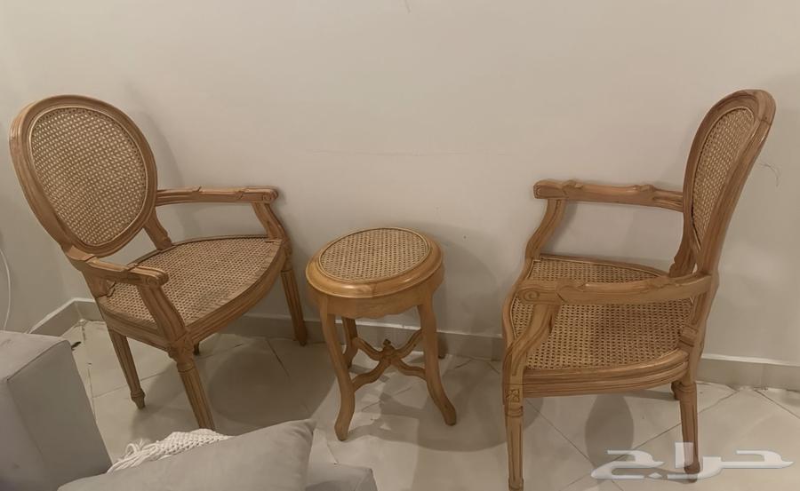 كراسي و طاوله و طاولة طعام64614322626305113