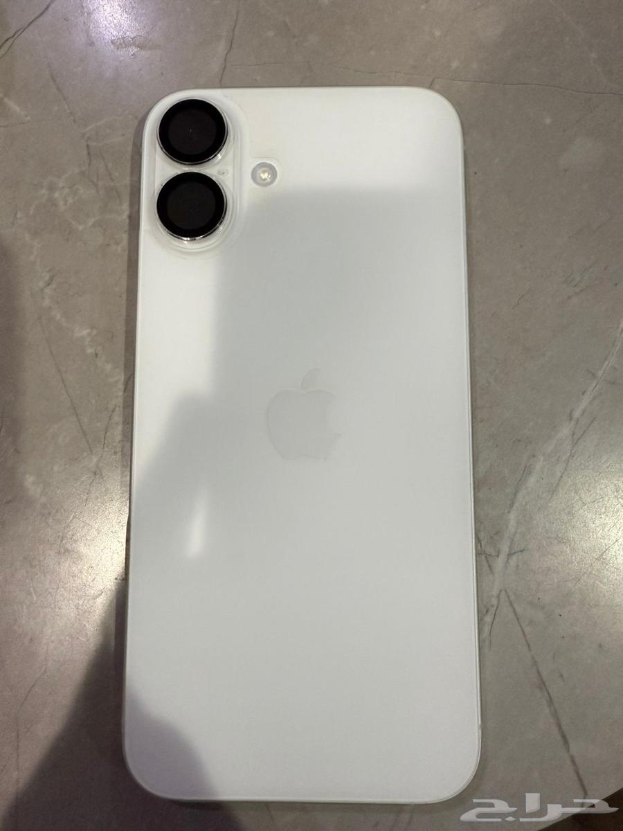 ايفون 16 بلس لون ابيض 256 قيقا استخدام اقل من شهر والجديد64614472039043111