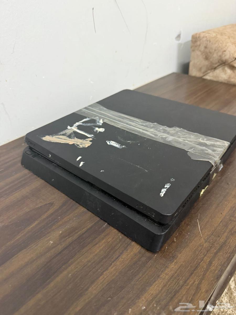 حساب فيه ألعاب شغال كويس بس ناقصه يد ببيعه يب 40064613496627841112