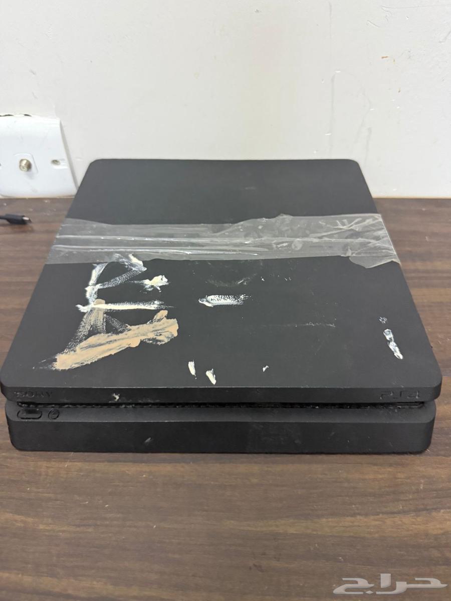 حساب فيه ألعاب شغال كويس بس ناقصه يد ببيعه يب 40064613496627841113