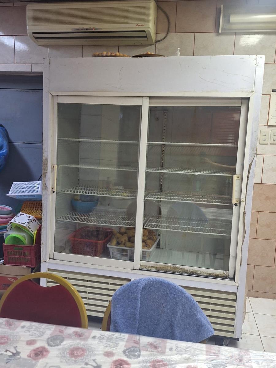 ثلاجه عرض زجاج سحاب بابين كبيره64613937801987112