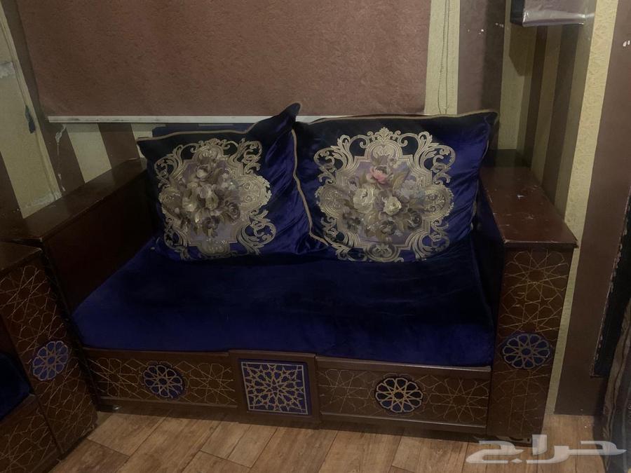 كتب للبيع سعر الشراء 8000 للواحد سعر البيع 5000للواحد قابل64613606235778110