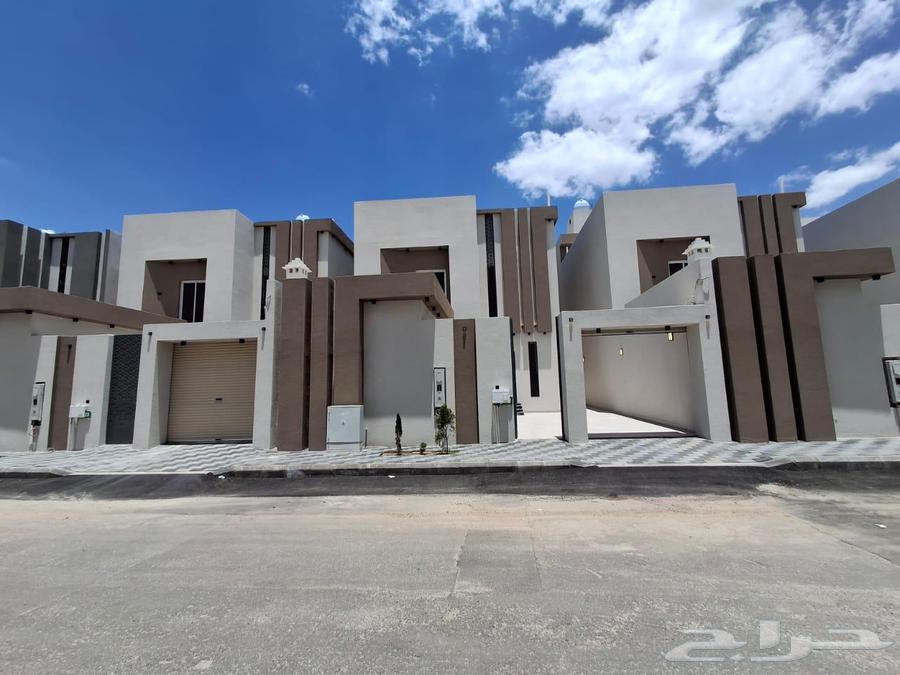 مجمع للإيجار