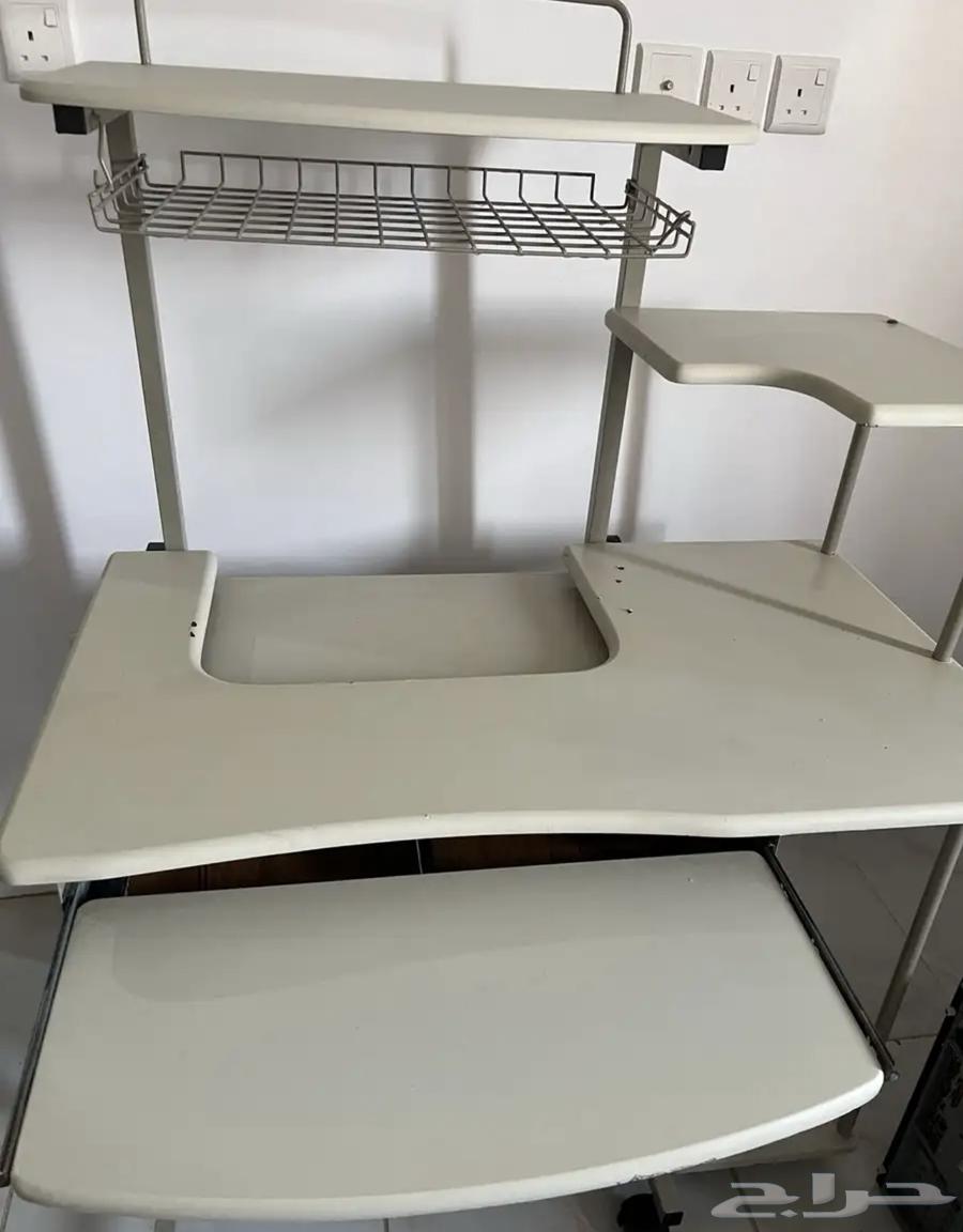 طاولة كمبيوتر64608153166723111