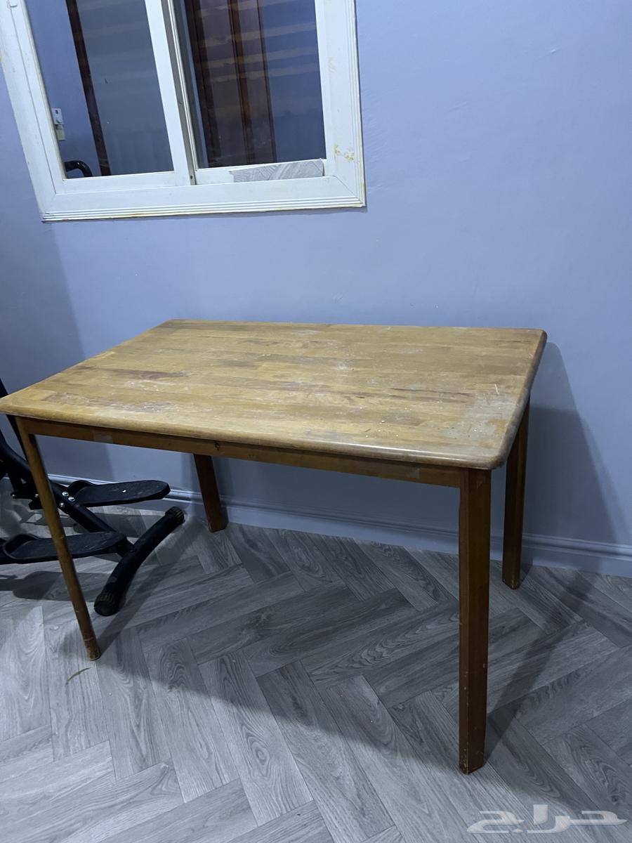 دولاب و طاولة64611054898561110