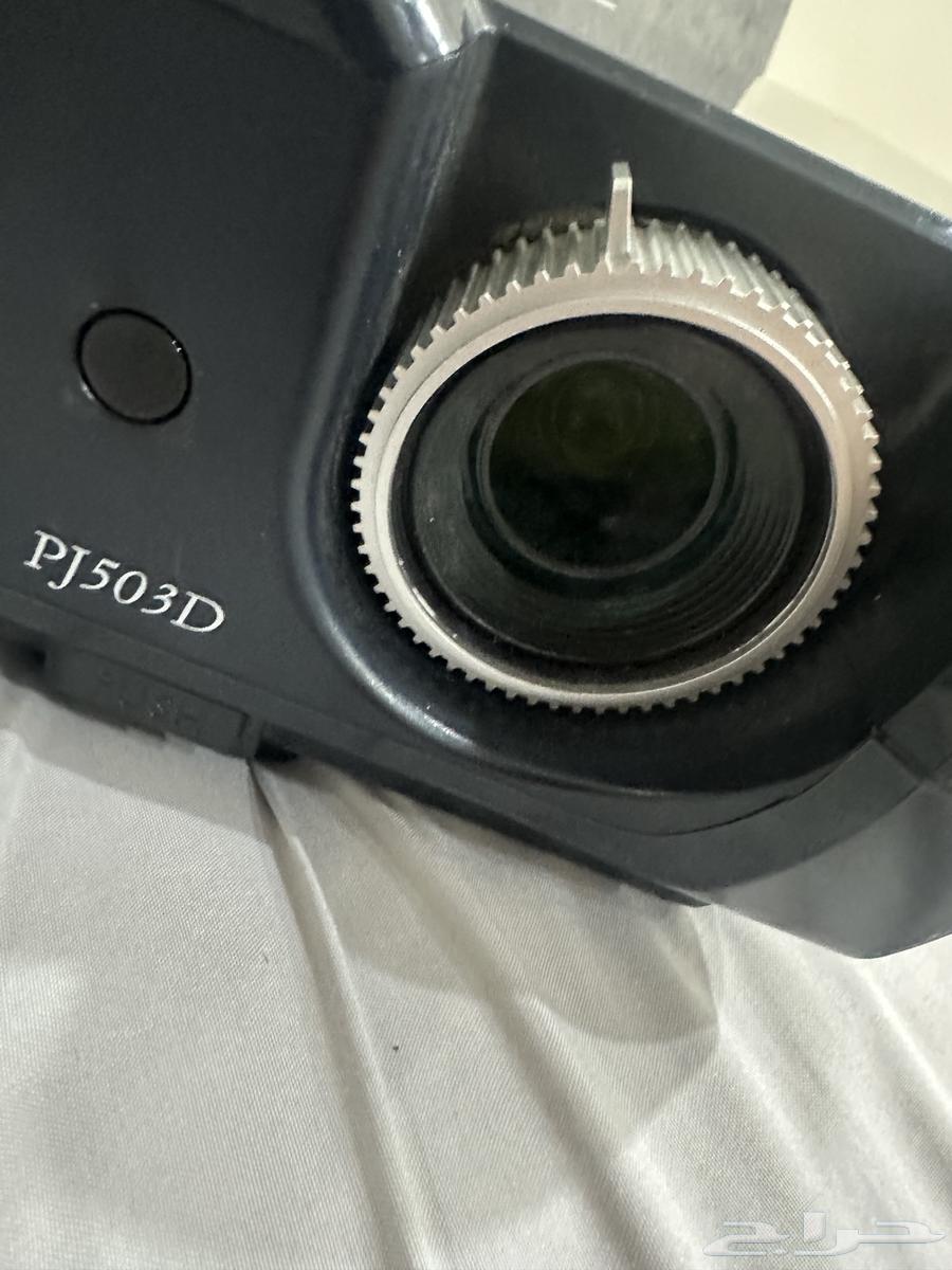 Used Projector64616017728898112