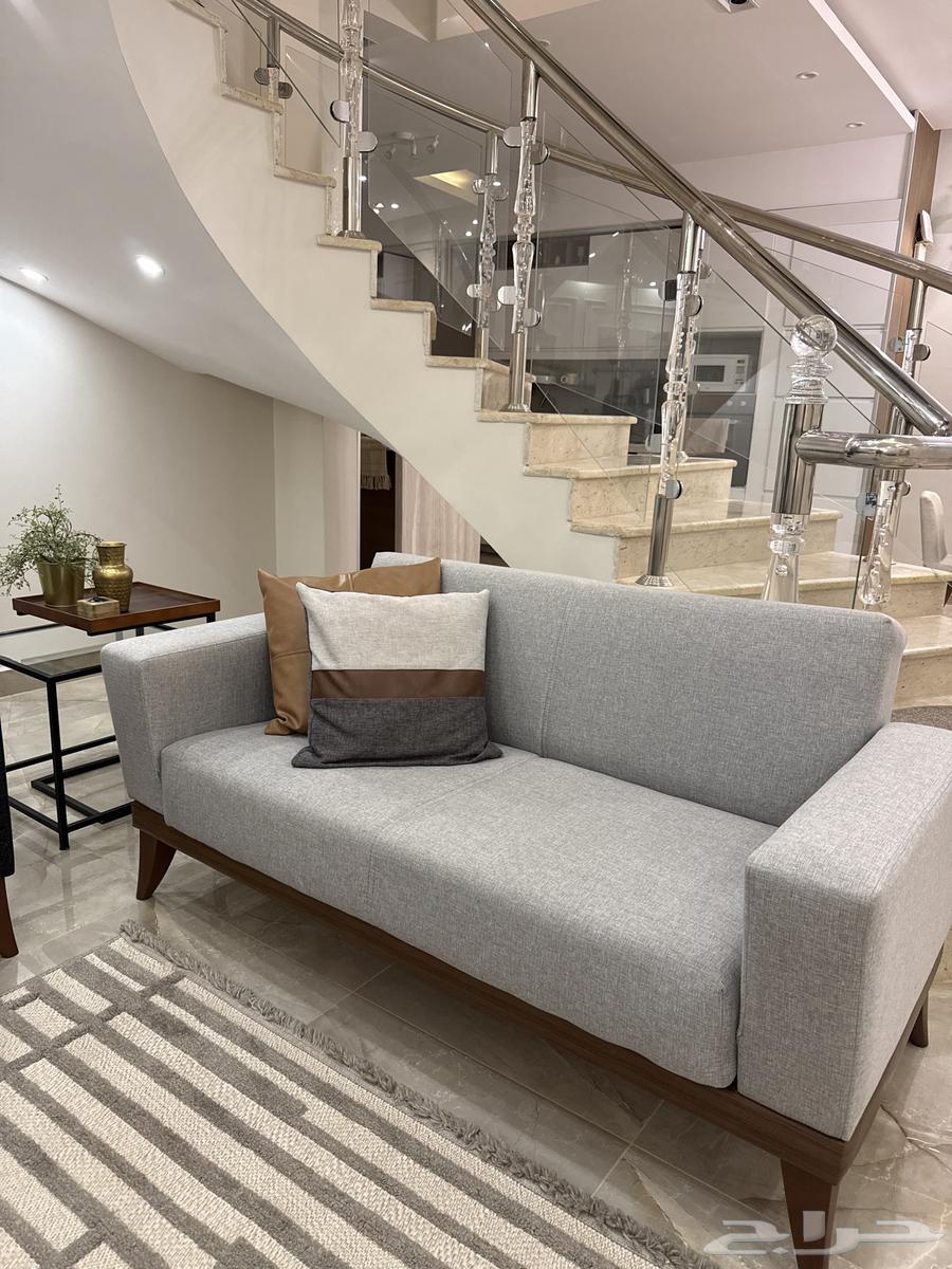 كنب من هوم بوكس استخدام نظيف (2كنب ثلاثي 2كنب ثنائي طاولات64612748506114111