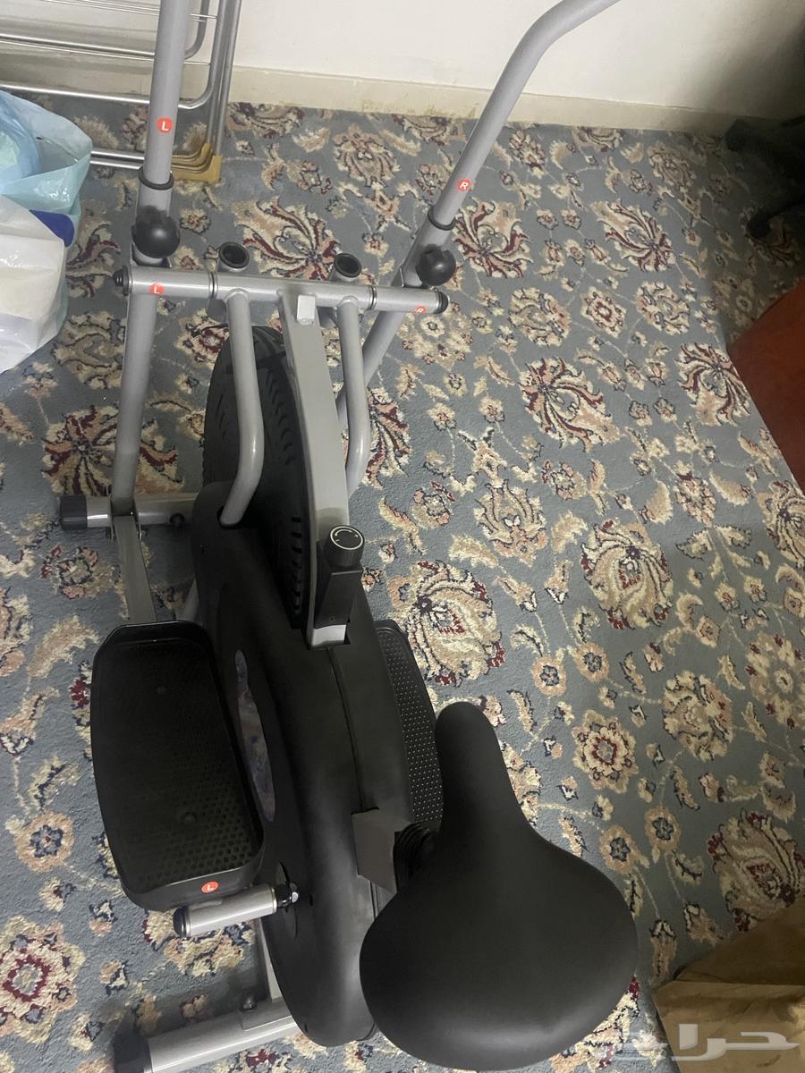 سير كهربائي في حاله جيده وجهاز تفتيت الدهون ودرجه كهربائي64610468117122112