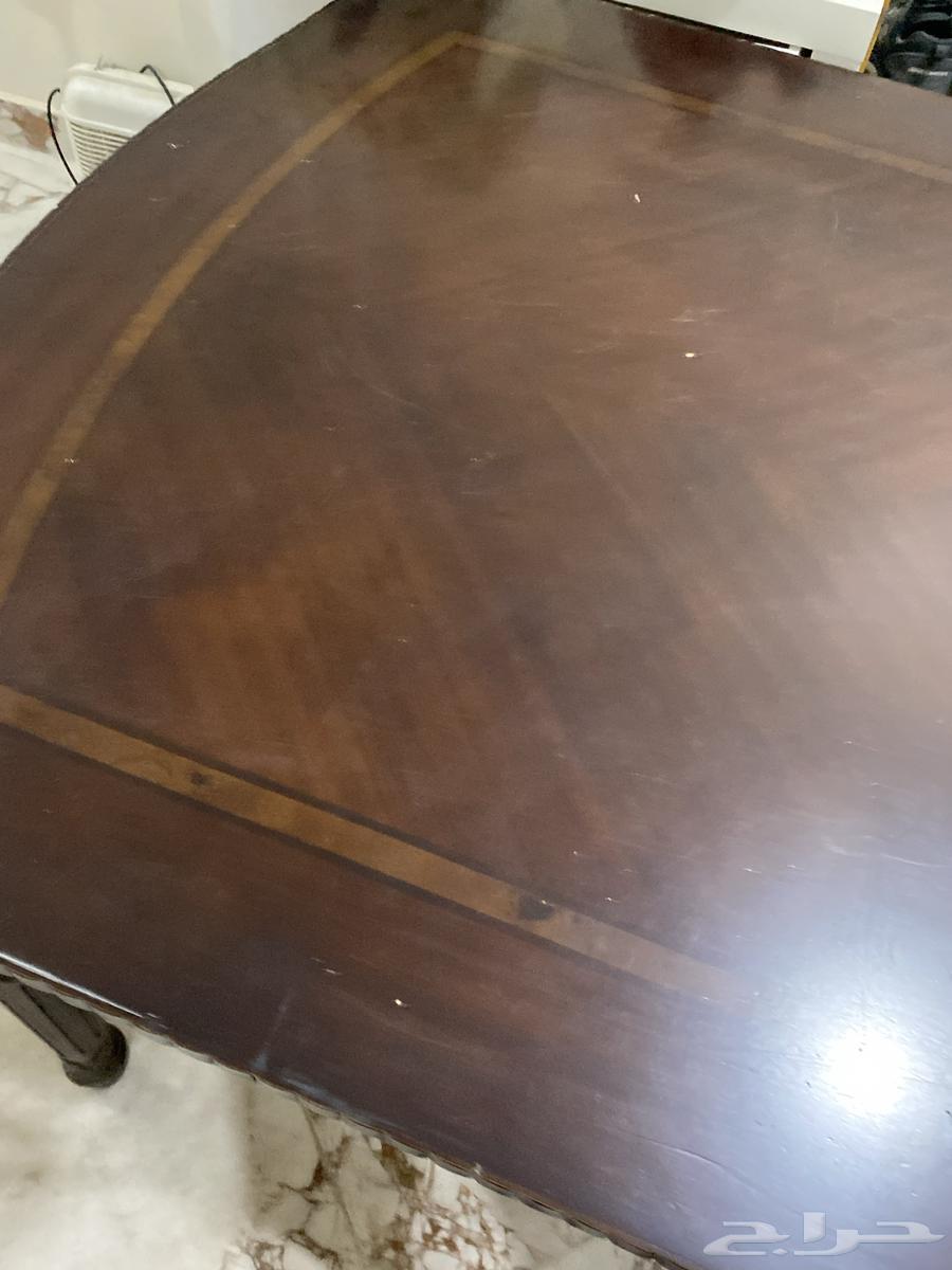 طاوله صالحه للبيع بدون كراسي64615066183171113